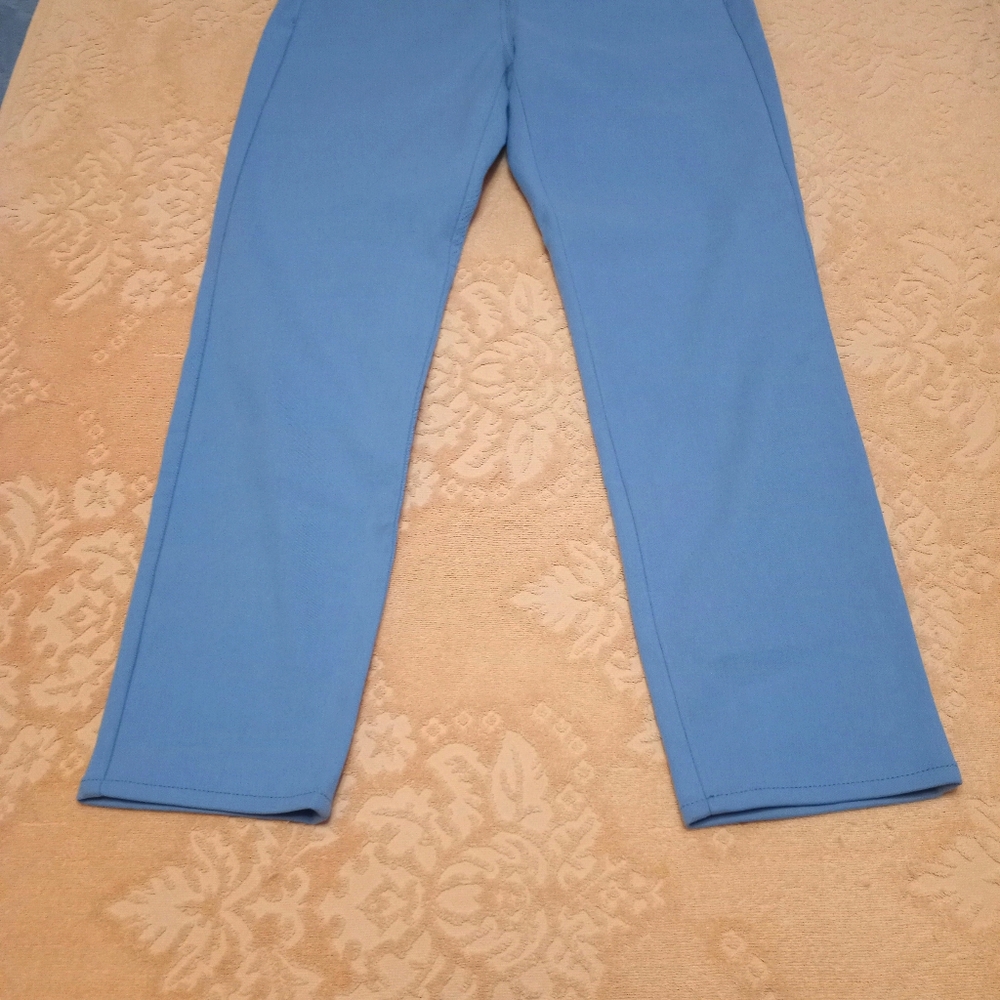 MAXMARA  cropped light blue  stretch  jeans size12